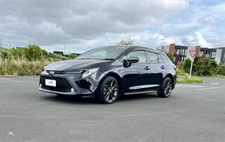 2020 Toyota Corolla - Thumbnail