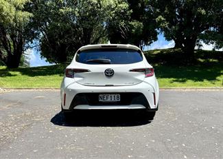 2020 Toyota Corolla - Thumbnail